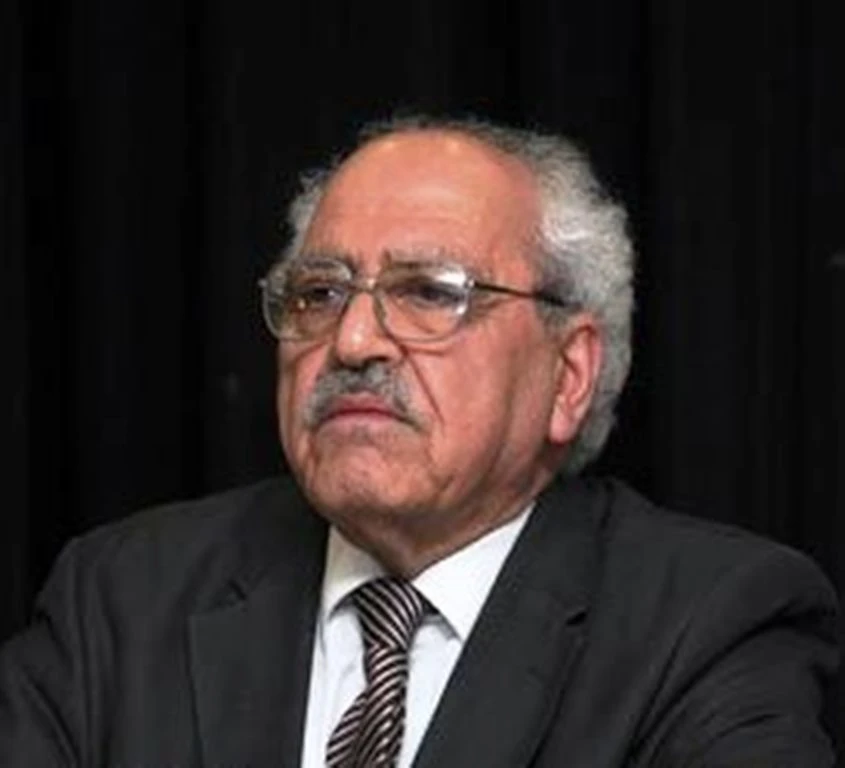 Sezai Karakoç Kimdir.