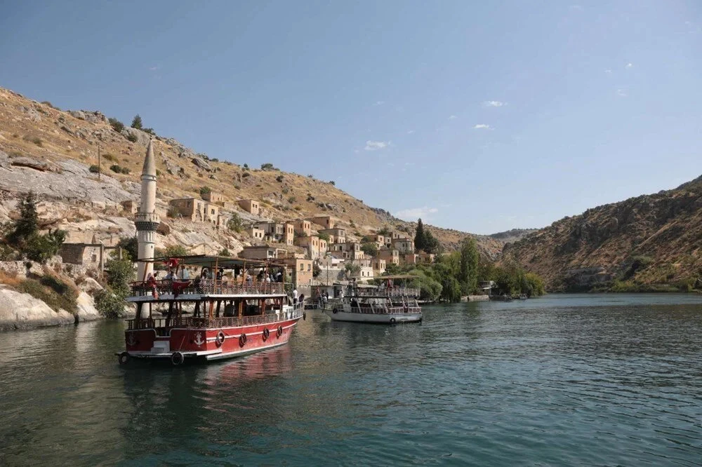 Gaziantep'te 150 metre yükseklikteki cam teras ziyaretçilere açıldı