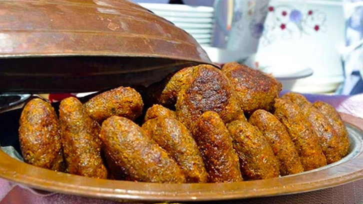  Kilis Kübbülmüşviyye köftesi nasıl yapılır? Kübbülmüşviyye tarifi