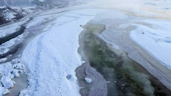 Türkiye'nin buz tutan illeri! -26 dereceyi gördü...