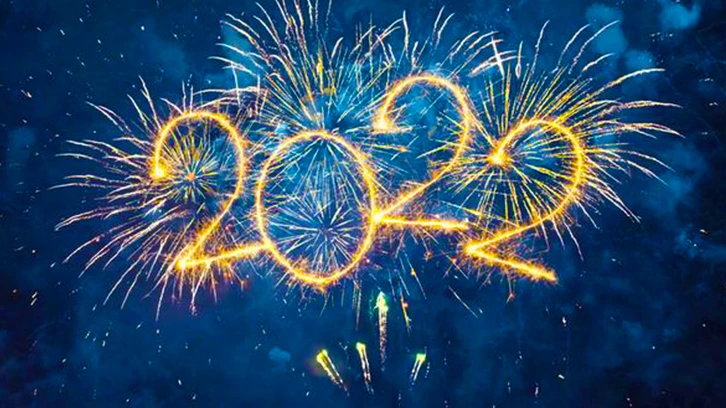 Yeni yıl mesajları 2022... Sevgiliye, arkadaşa yılbaşı mesajları, kurumsal, komik, kısa ve uzun resimli yılbaşı sözleri