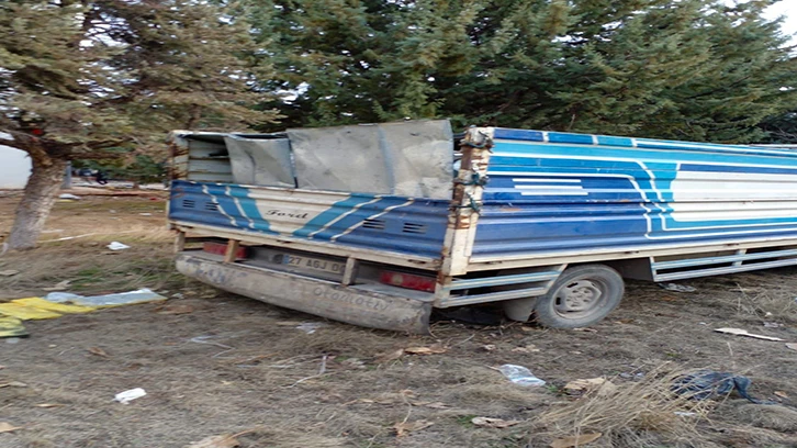 Gaziantepspor Tesisleri, eli balyozlu işçiler tarafından yıkılmaya başladı