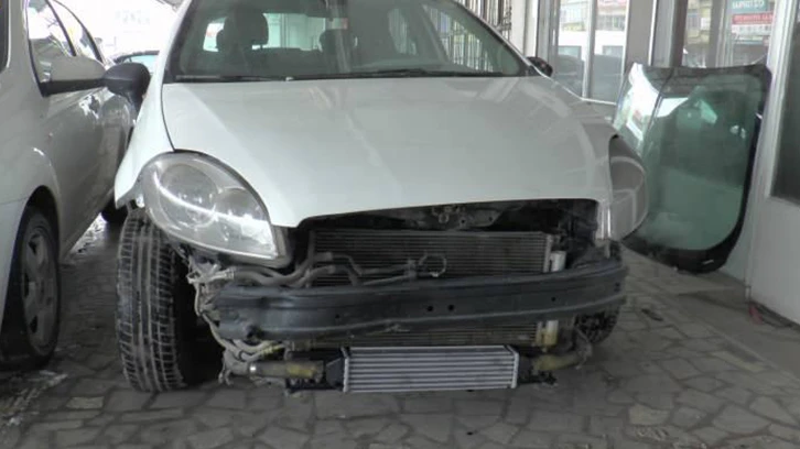 Kar kazaları artırdı, kaportacılarda araç koyacak yer kalmadı