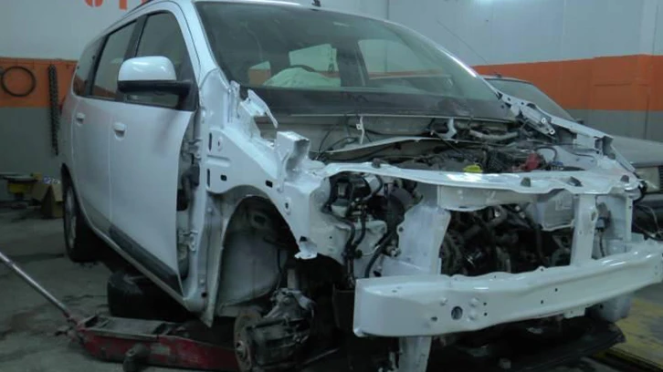 Kar kazaları artırdı, kaportacılarda araç koyacak yer kalmadı