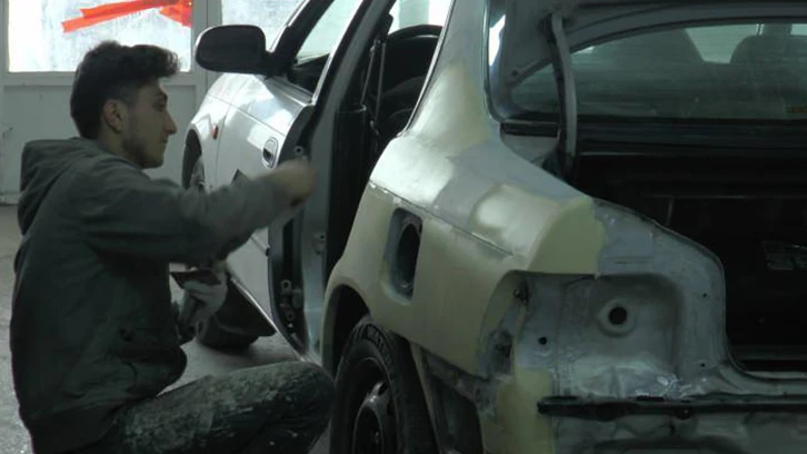 Kar kazaları artırdı, kaportacılarda araç koyacak yer kalmadı