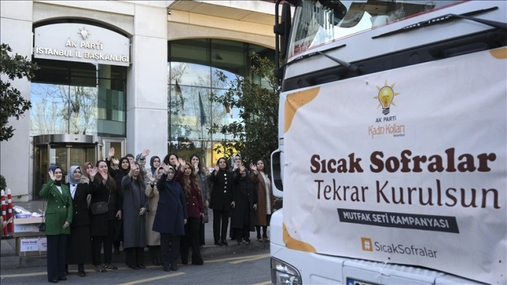 AK Parti İstanbul Kadın Kolları Başkanlığından depremzedelere 2 tır yardım