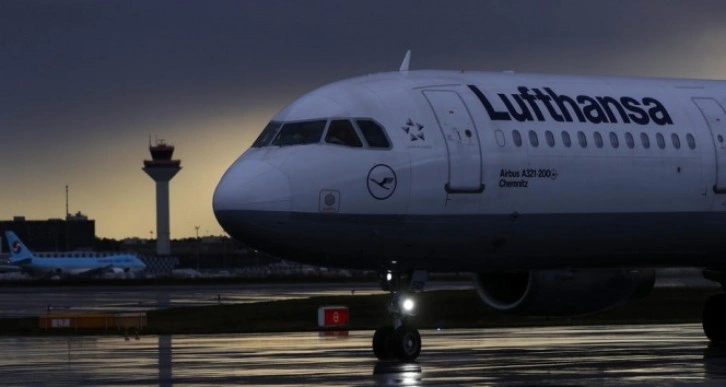 Alman havayolu şirketi Lufthansa, salgının başlamasından bu yana ilk kez kar açıkladı