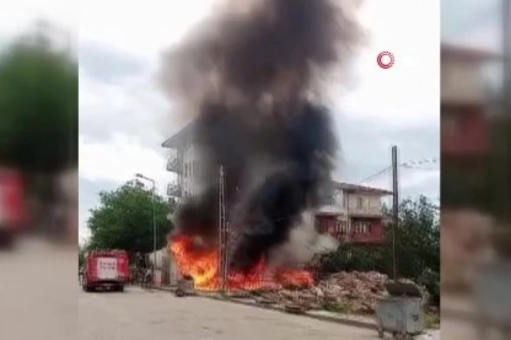 Ankara'da korkutan gıda deposu yangını