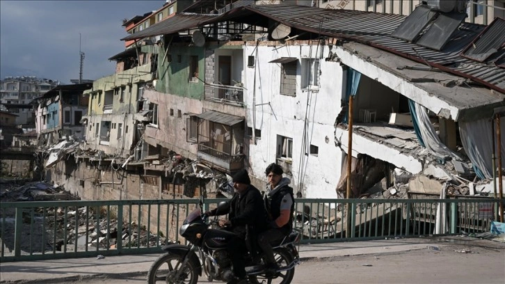 AP vekilleri deprem bölgesini ziyaret etti: AB Türkiye'nin yanında omuz omuza durmaya devam ede