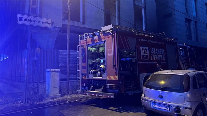 Avcılar'da metruk bina yangınında 2 kişi öldü 2 kişi yaralandı