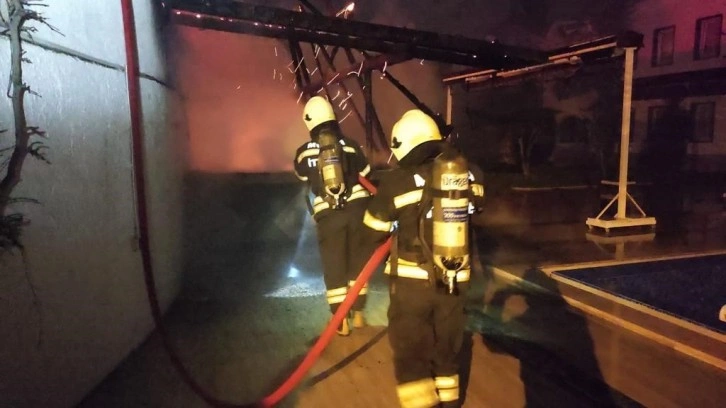 Bodrum’da apart otelde yangın
