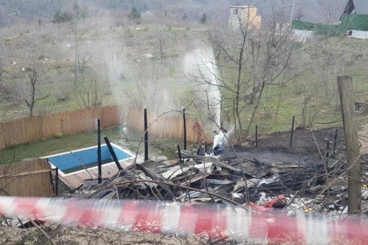 Bungalovda yangın faciası: 2 ölü