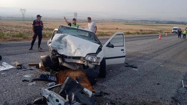Çorum ve Gaziantep'te feci kaza: 5 kişi öldü, 11 kişi yaralandı