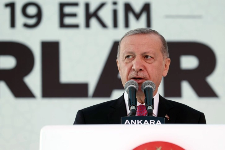 Cumhurbaşkanı Erdoğan: '100 muhtar hizmet binasının temeli atıldı'