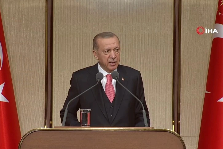 Cumhurbaşkanı Erdoğan: 'Anayasa değişikliğiyle aileyi korumayı hedefliyoruz'