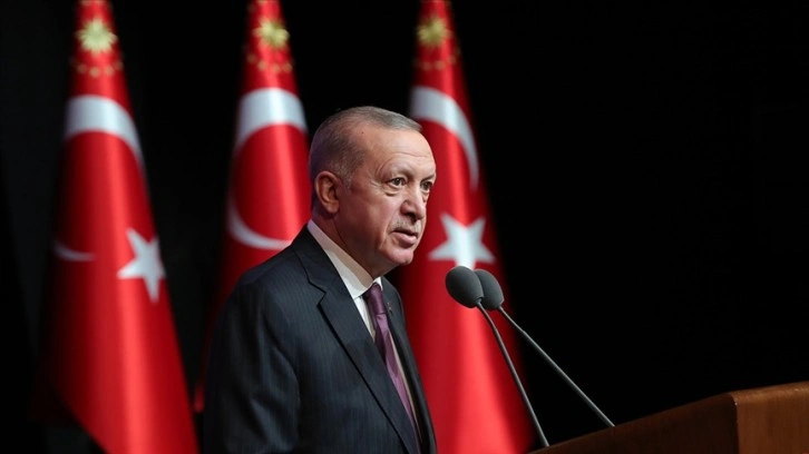 Cumhurbaşkanı Erdoğan, dünya şampiyonu Mete Gazoz'u arayarak tebrik etti