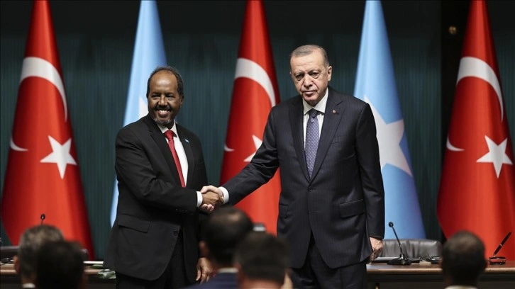Cumhurbaşkanı Erdoğan, Somali Cumhurbaşkanı Mahmud ile telefonda görüştü
