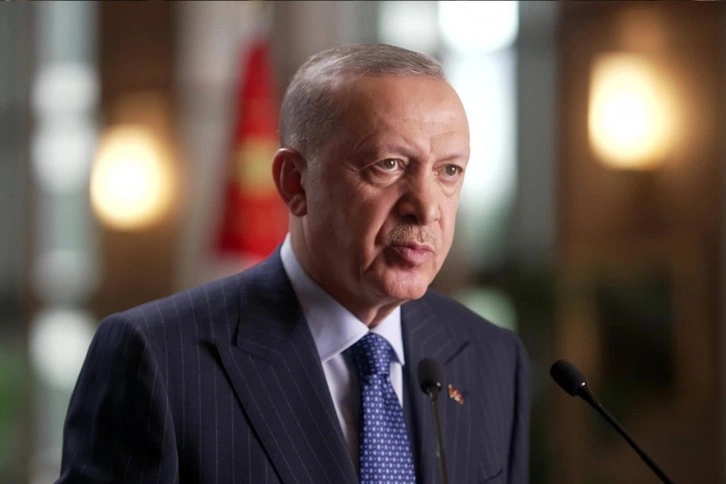 Cumhurbaşkanı Erdoğan: 'Türkçemizin kullanımına özen göstermeyi sürdürmeliyiz'