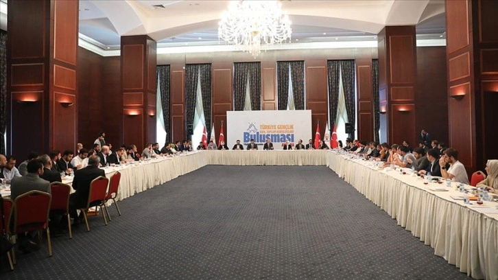 Cumhurbaşkanı Erdoğan, Türkiye Gençlik Sivil Toplum Kuruluşları Buluşması'na katıldı