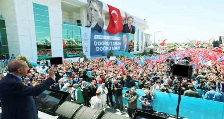 Cumhurbaşkanı Erdoğan: “Yarın sandıkları bayram yerine çevireceğiz”
