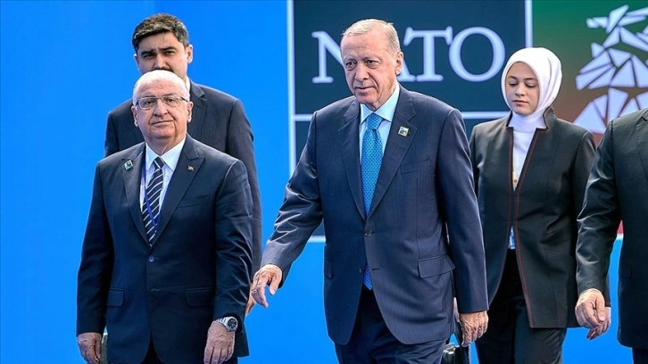 Cumhurbaşkanı Erdoğan'dan NATO Zirvesi'ndeki ikili görüşmelerine ilişkin paylaşım