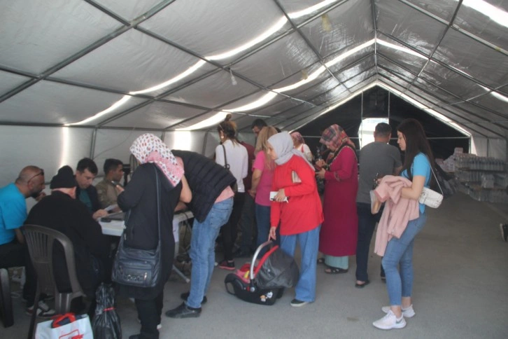 Depremzedeler oy kullanmak için Hatay'a geri dönüyor