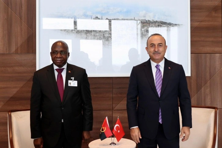 Dışişleri Bakanı Çavuşoğlu, Angola Dışişleri Bakanı Antonio ile görüştü