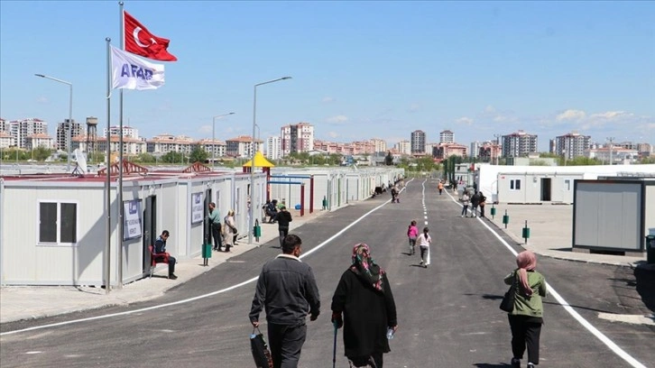 Diyarbakır'da kurulan konteyner kente 900 depremzede yerleştirildi