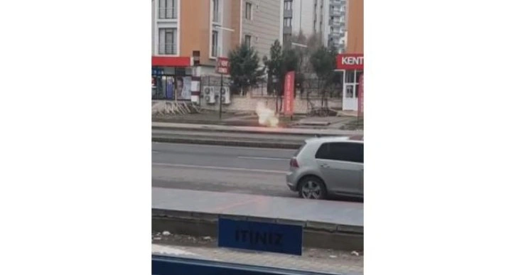Diyarbakır’da şüpheli çanta fünye ile patlatıldı