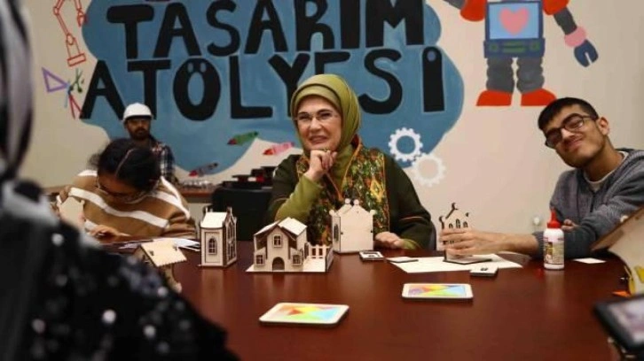 Emine Erdoğan: Bağcılar Belediyesi'nin tüm belediyelerimize örnek olmasını diliyorum