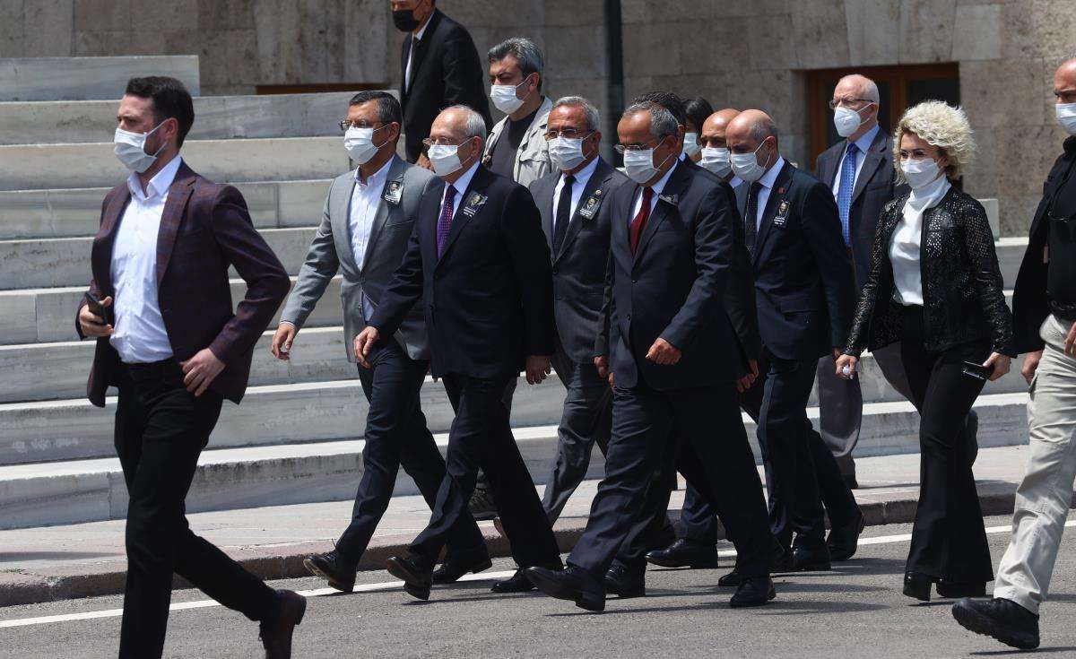 Eski Cumhuriyet Senatosu üyesi Selahattin Babüroğlu için TBMM'de cenaze töreni düzenlendi
