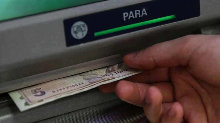Eskiyen ATM'lerin yuttuğu paralar şikayetleri artırdı