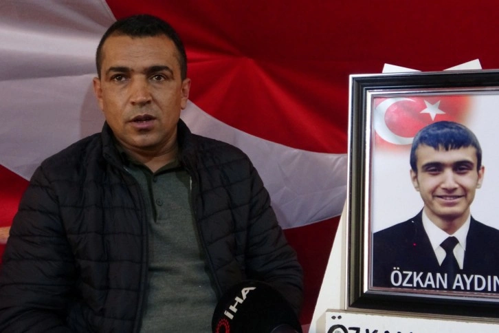 Evlat nöbetindeki acılı baba Süleyman Aydın'dan HDP'ye tekpi