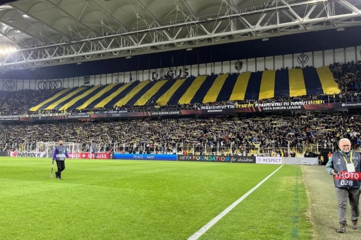 Fenerbahçeli taraftarlardan 'istifa' çağrısı