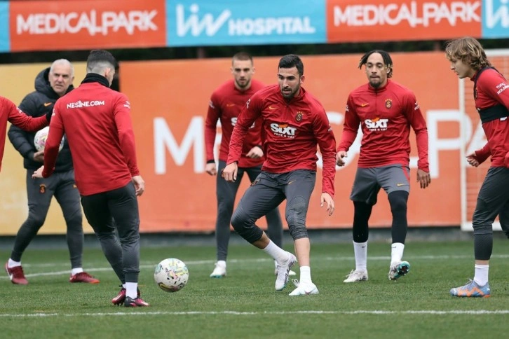 Galatasaray hazırlıklarına devam etti