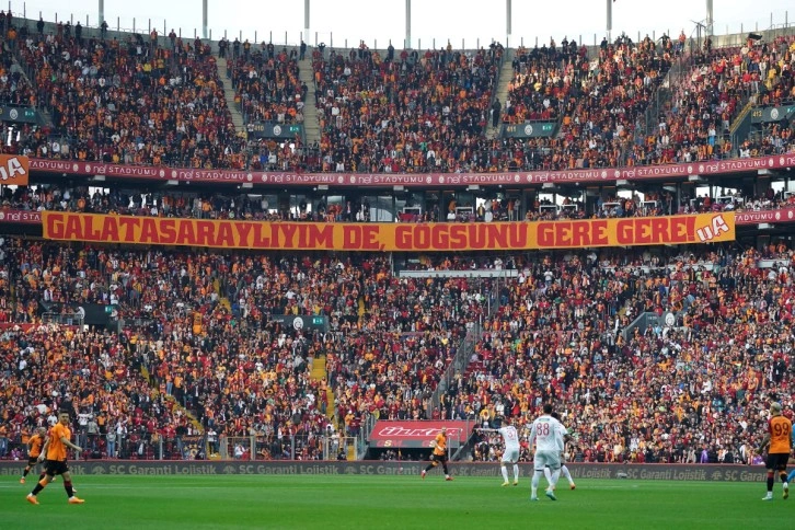Galatasaray - Sivasspor maçını 44 bin 992 taraftar izledi
