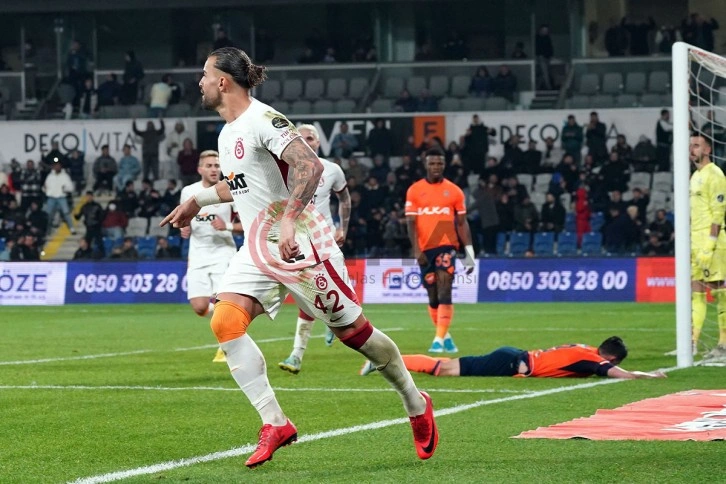 Galatasaray’da Abdülkerim Bardakcı ilk gol sevincini yaşadı