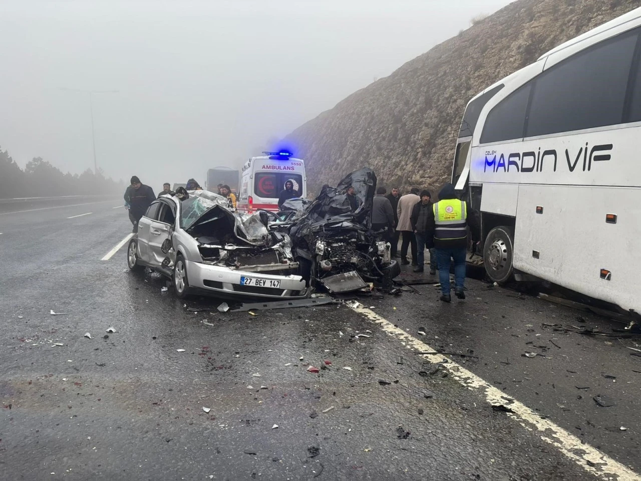 Gaziantep -Şanlıurfa yolunda sis nedeniyle zincirleme kaza