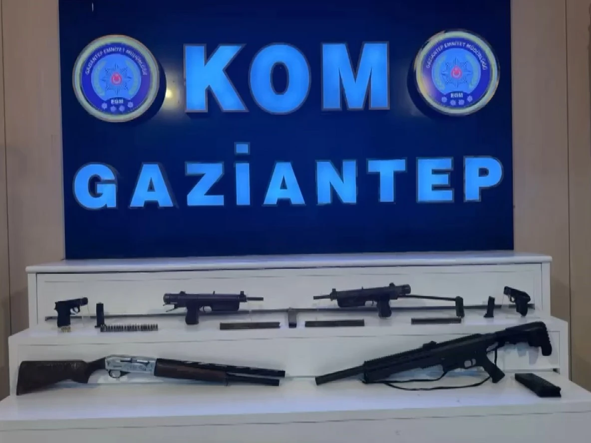 Gaziantep'te bağ evine kaçak silah operasyonu: 6 silah ele geçirildi