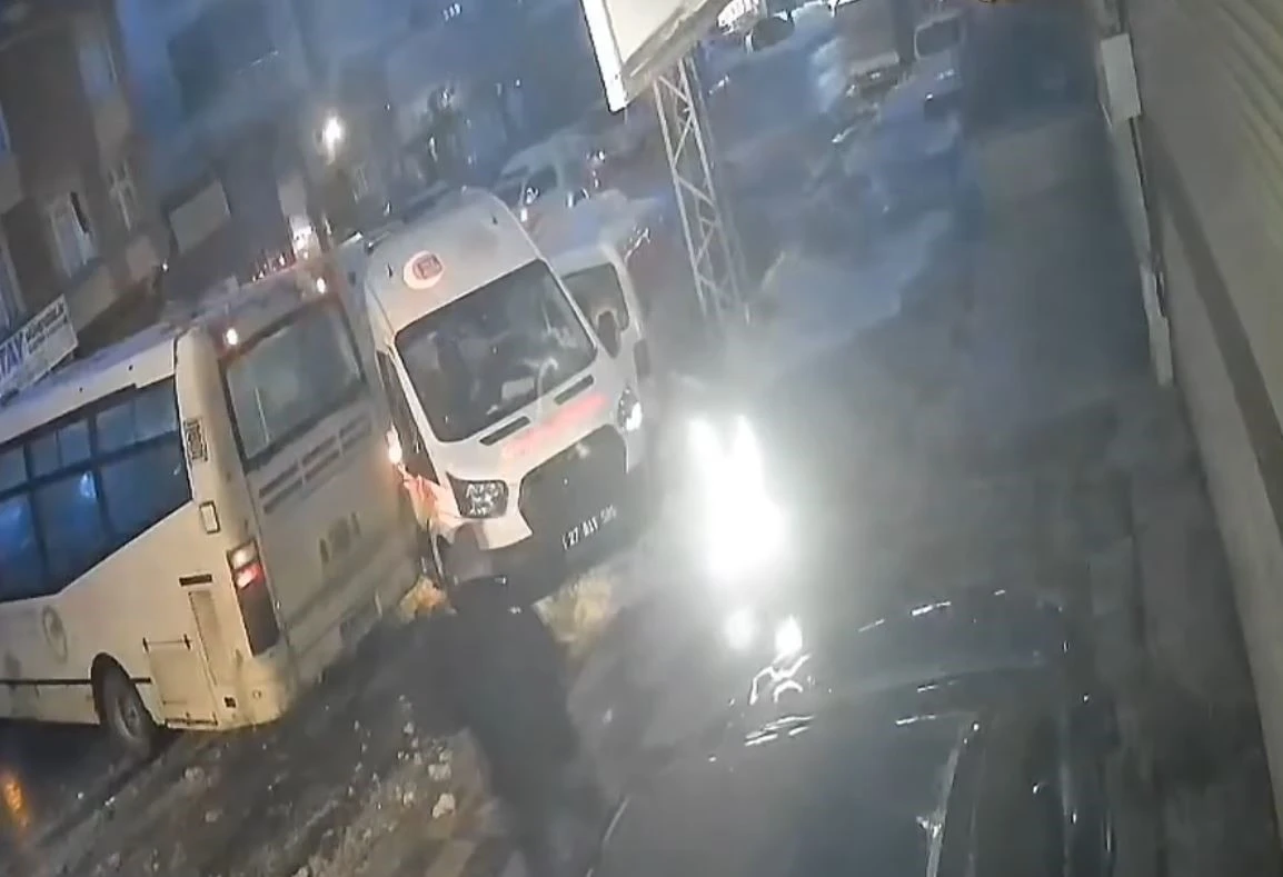 Gaziantep'te gizli buzlanma kazaya neden oldu