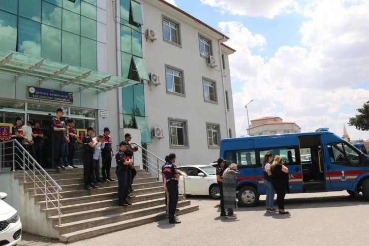 Gaziantep’te rezidanslara fuhuş baskını: 5 tutuklama