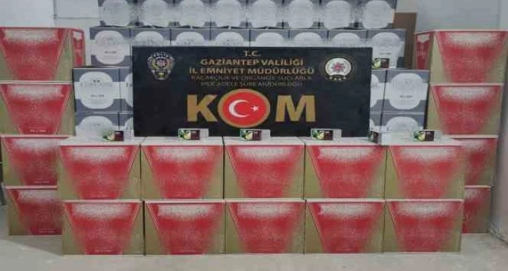 Gaziantep’te 1 milyon 200 bin adet kaçak makaron ele geçirildi