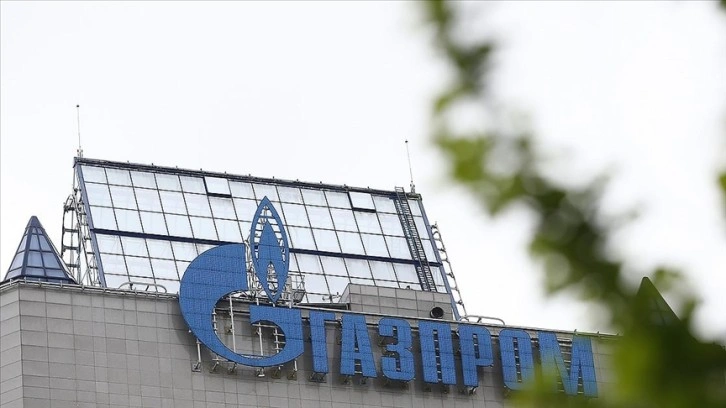 Gazprom ilk defa Kuzey Deniz Yolu üzerinden kendi LNG'sini sevk etti