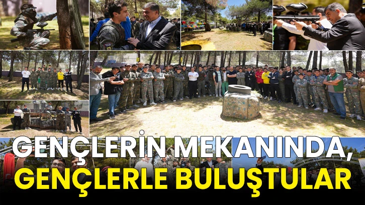 Gençlerin Mekanında, Gençlerle Buluştular