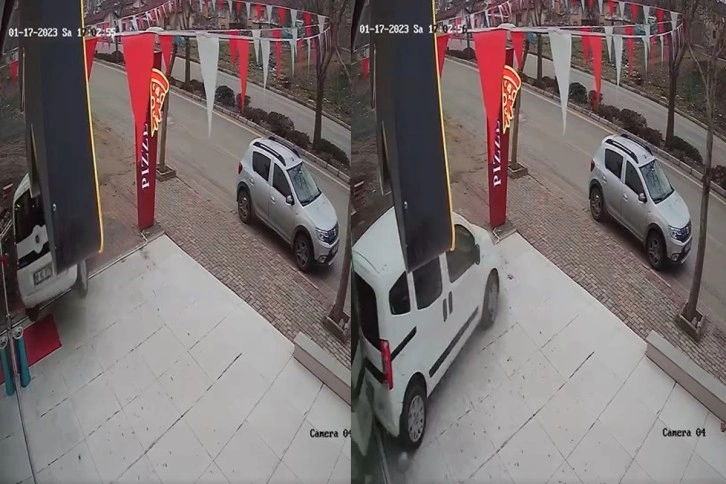 Hafif ticari aracın iş yerinin vitrinine çarpma anı güvenlik kamerasında