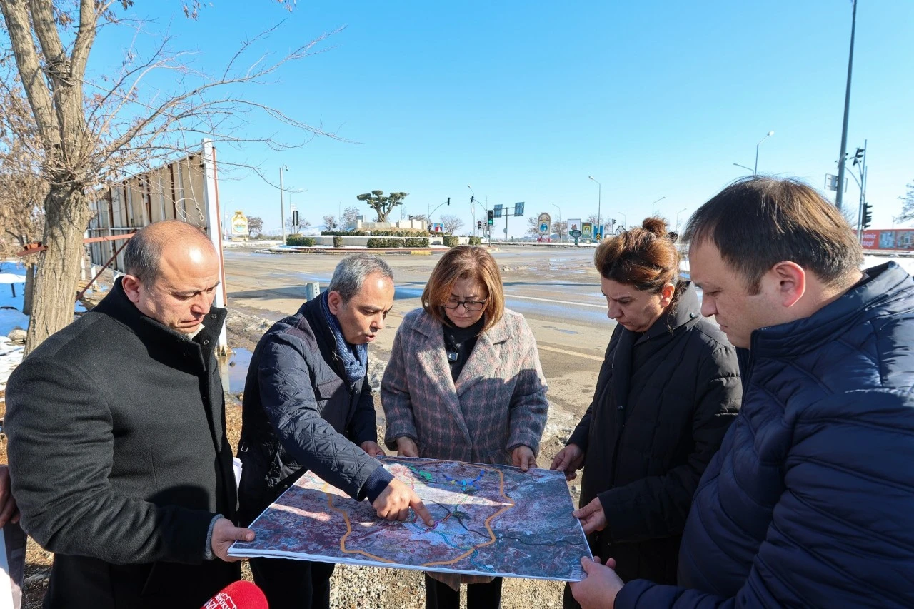 Havalimanına ulaşım 6 dakikaya d&uuml;ş&uuml;yor