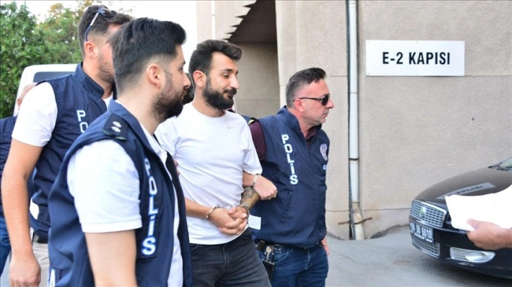 Hayvan hakları platformu "Paw Guards"ın yöneticisi Erkin Erdoğdu tutuklandı