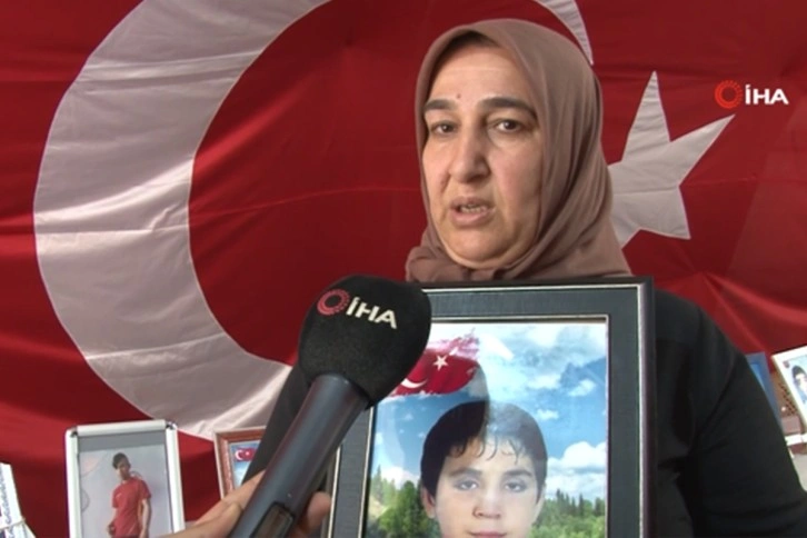 HDP önündeki aileler: 'Her teslim olan evlat bize umut oluyor'