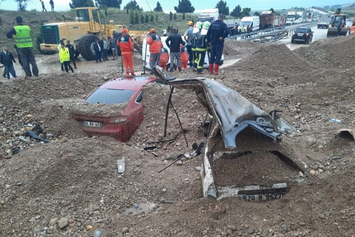Heyelanda araçlarda mahsur kalan ölü ve yaralıların isimleri belli oldu