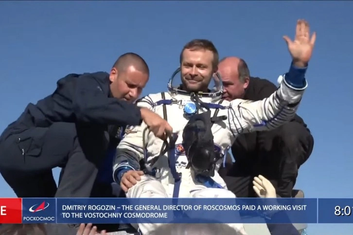 İlk uzay filmi için Uluslararası Uzay İstasyonu’na giden Rus ekip Dünya'ya döndü